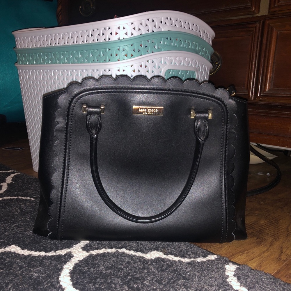 Black scalloped kate spade purse